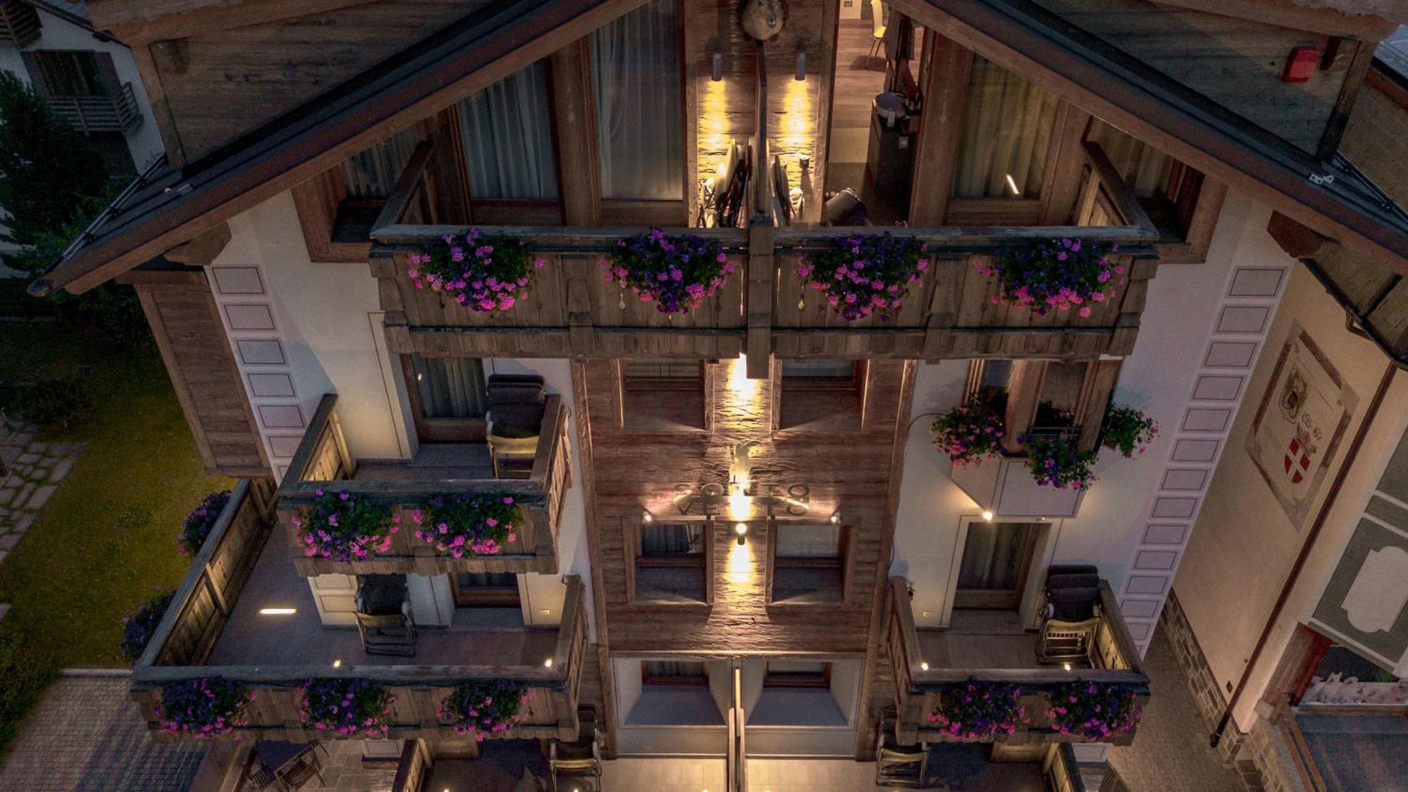 Hotel Sottovento Luxury Hospitality à Bormio Extérieur photo