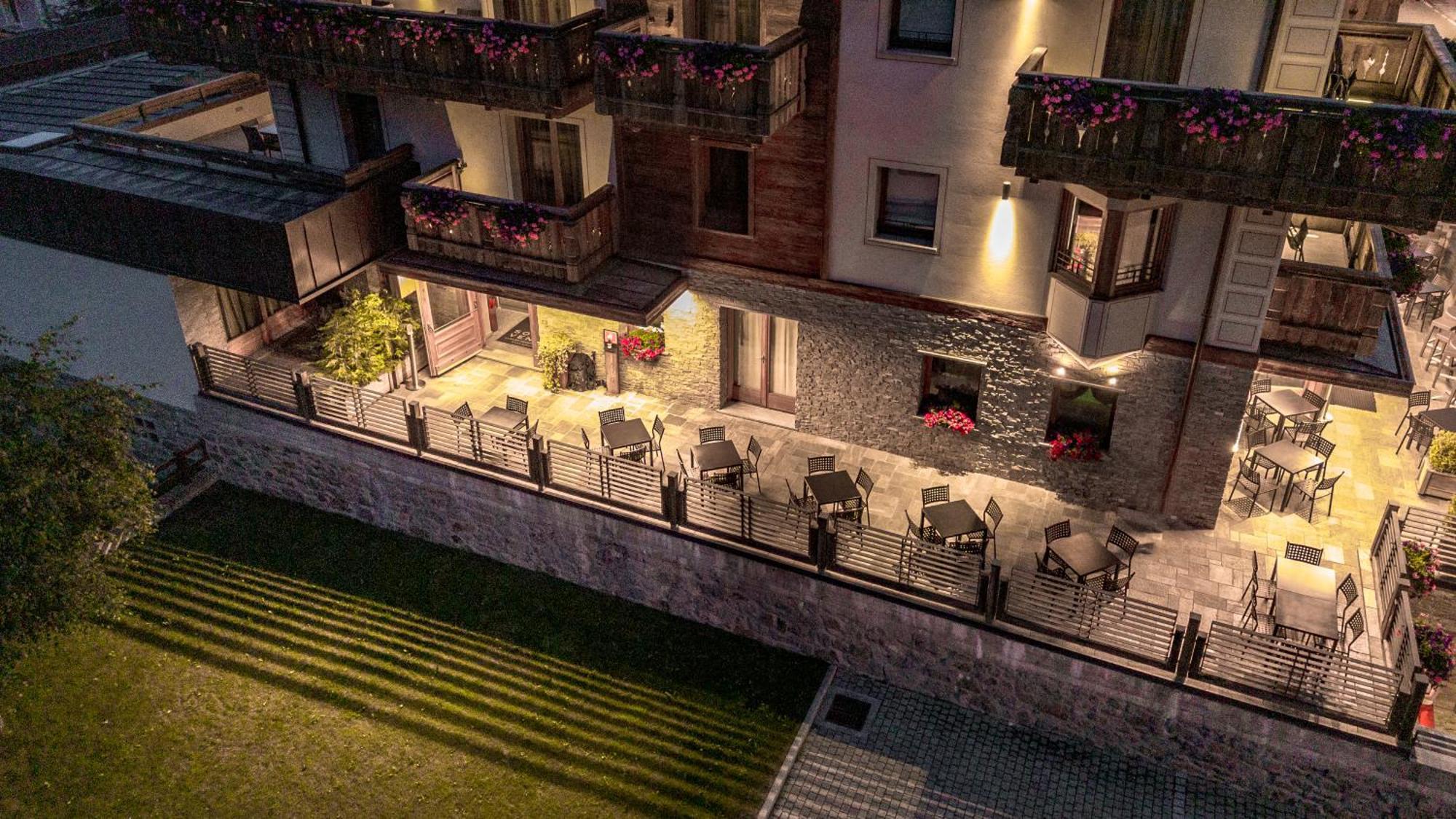Hotel Sottovento Luxury Hospitality à Bormio Extérieur photo